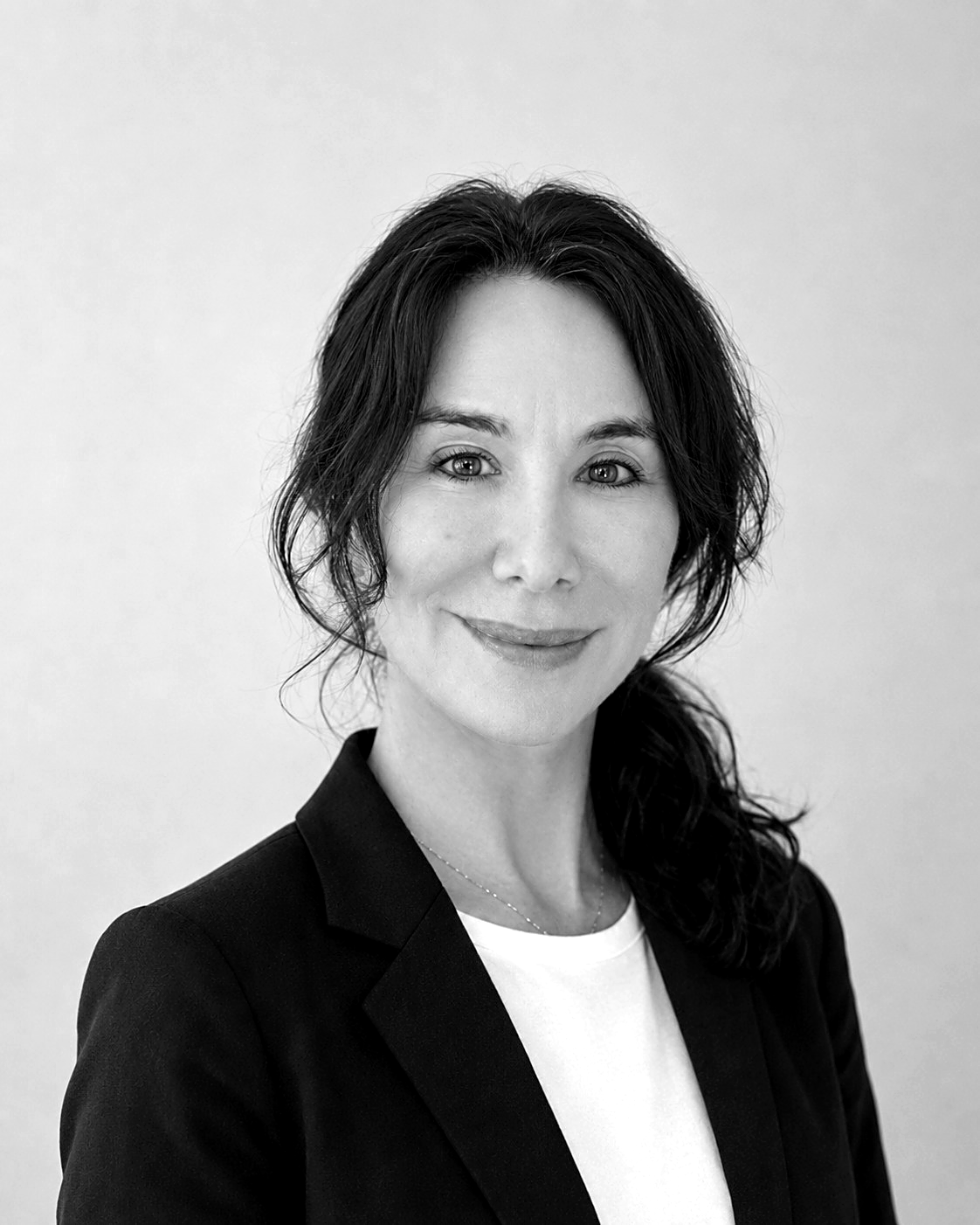 Nina Dulcich F., definición de producto y comunicación de EME Automations